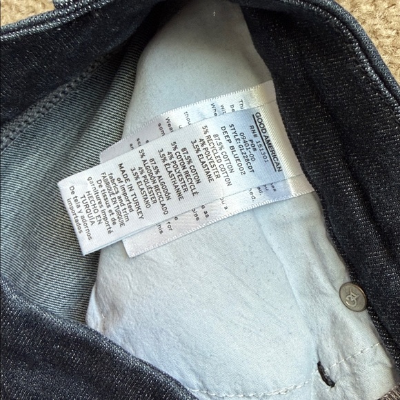 Good American Always Fits 6-12 dark blue denim skinny jean zip up - Picture 4 of 5